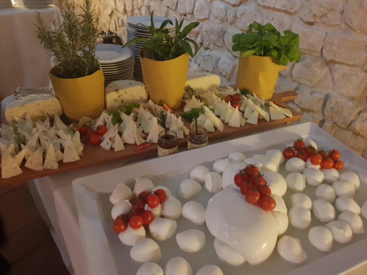 Abbazia Ss. Quirico E Giulitta Hotel Micigliano Ngoại thất bức ảnh