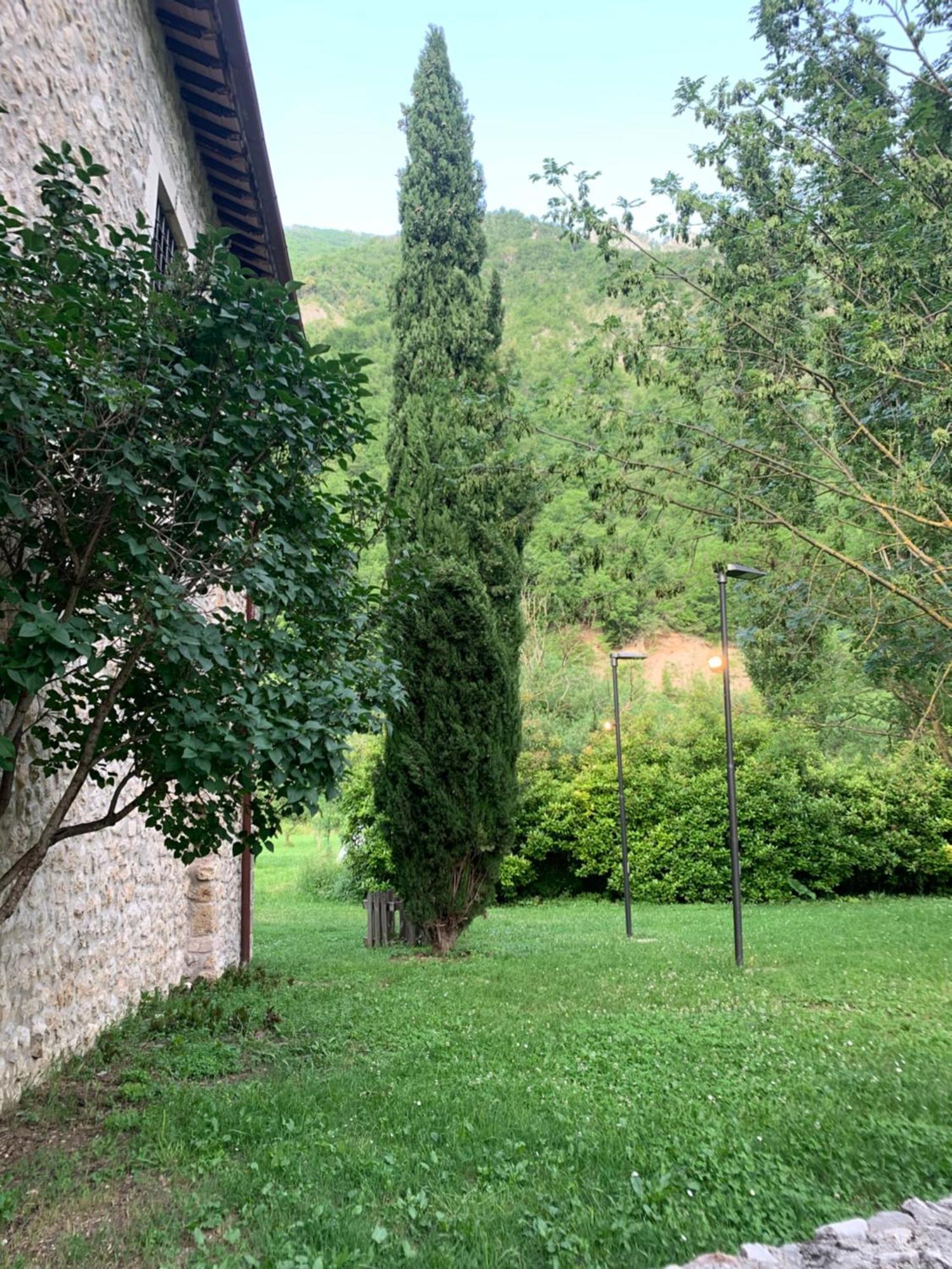 Abbazia Ss. Quirico E Giulitta Hotel Micigliano Ngoại thất bức ảnh